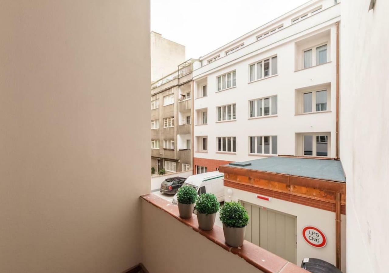 Central Prague Crown Apartments Exterior photo